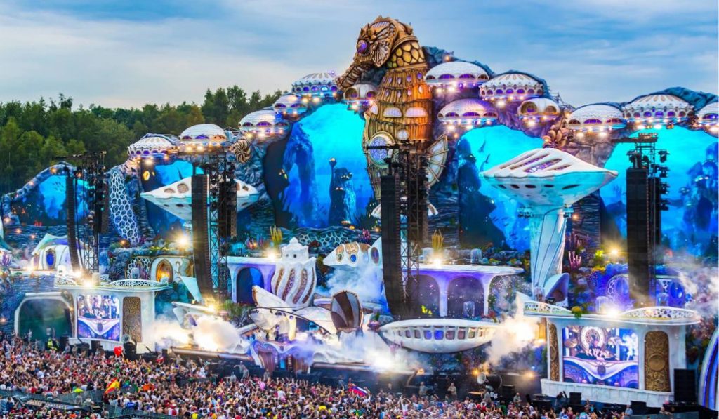 artistas falleros tomorrowland
